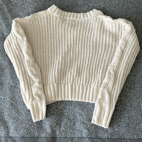 Poof Apparel Women’s Ivory Sweater Size Small - Picture 4 of 6